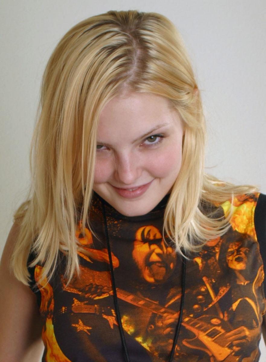 14P Pictures of Cute Chloe dressed like a rocker chick
