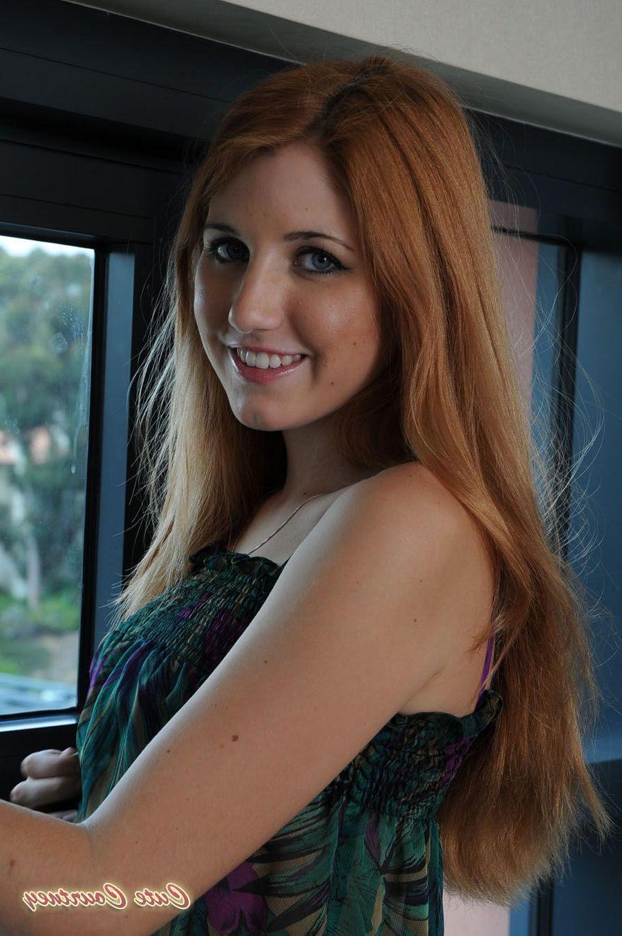 15P Pictures of Cute Courtney teasing with her hot fuckability