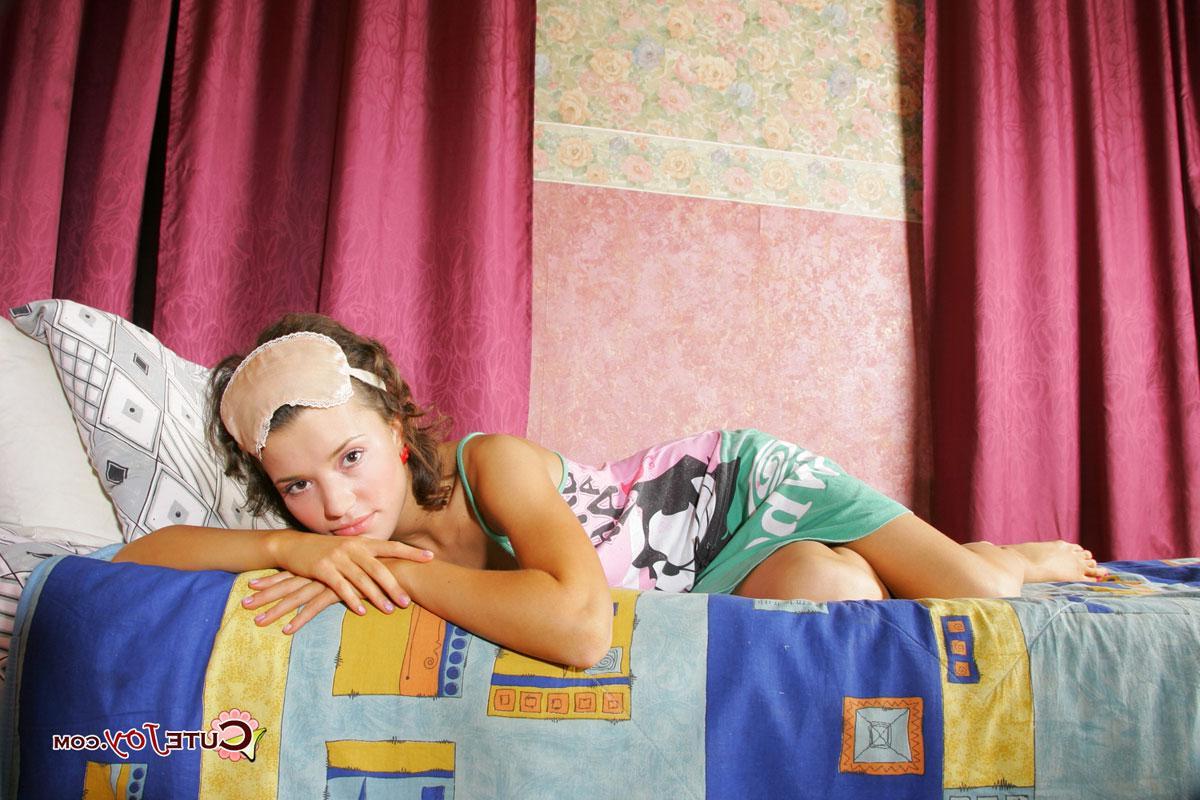 15P Pictures of teen Cute Joy waiting for you to join her in bed