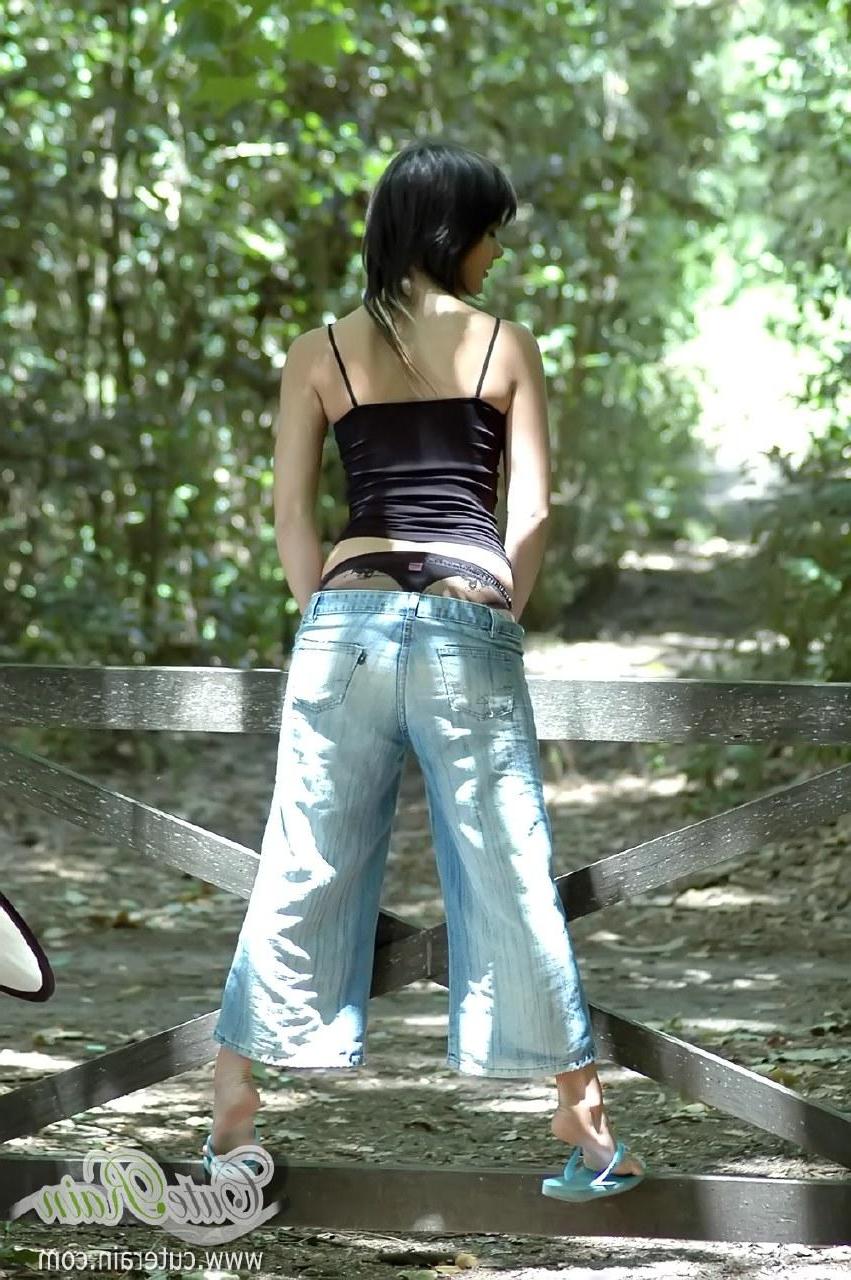15P Pictures of Cute Rain exposing her tits outside