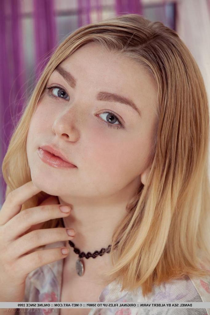 18P Blonde teen Daniel Sea gives you her tight pussy in "Temmo"