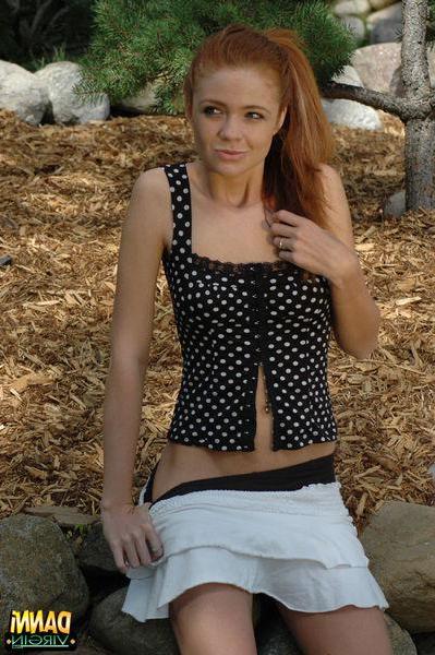 20P Pictures of teen Danni Virgin looking cute outside