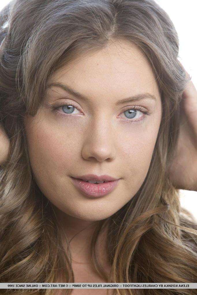 18P Beautiful teen Elena Koshka gives you her amazing body at home