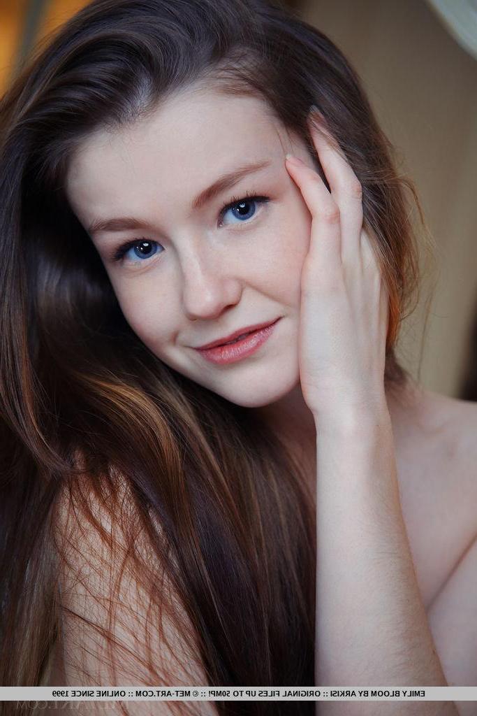 18P Beautiful girl Emily Bloom slips off her white sheer lingerie and shows you her amazing nude body