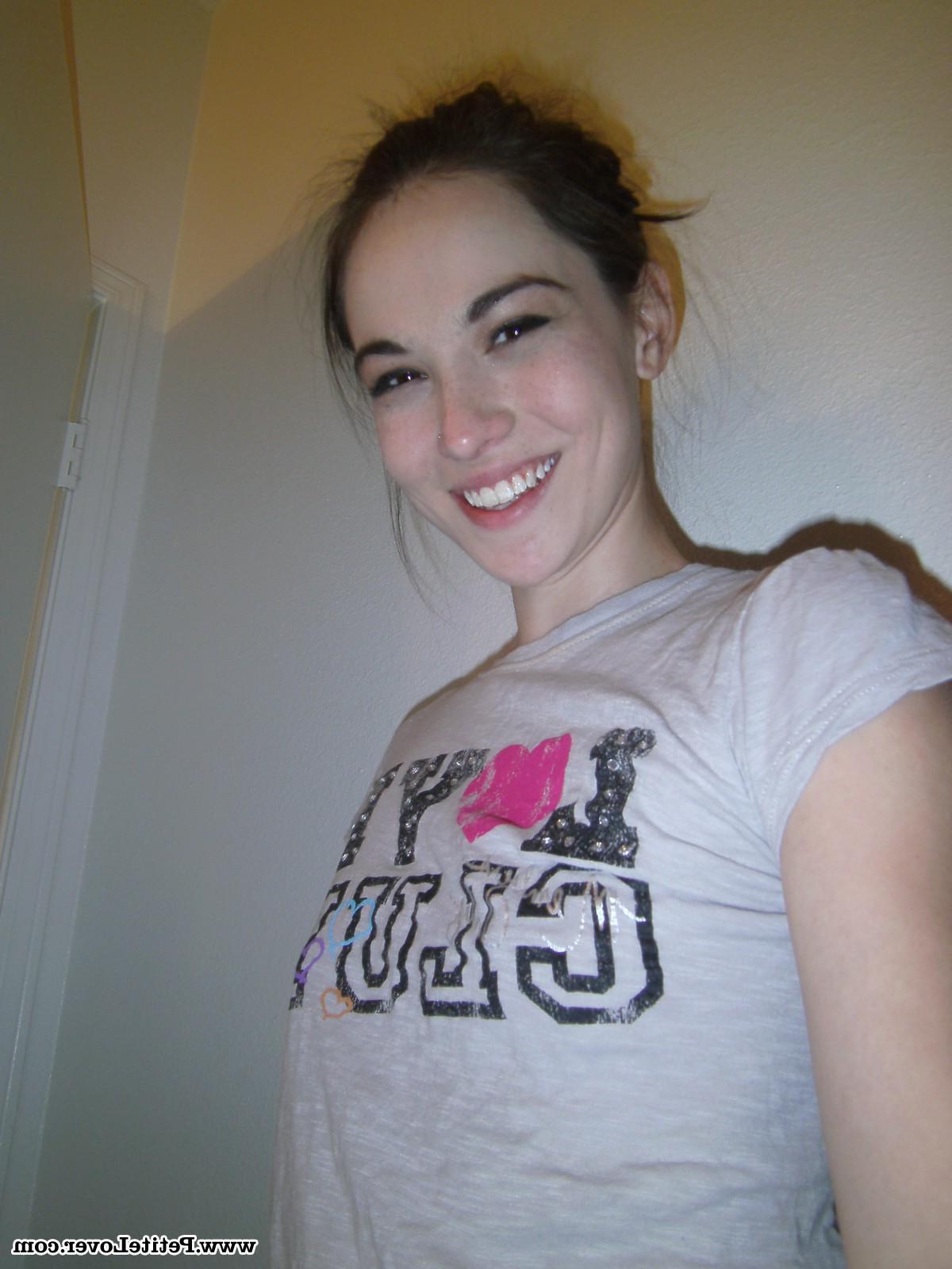 16P Teen hottie Emily Grey shares some of her sexy selfies