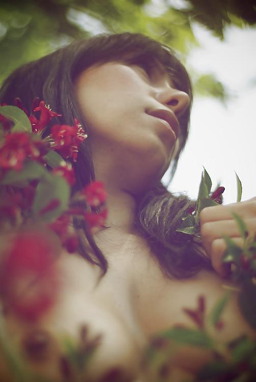 12P Artistic Nudes