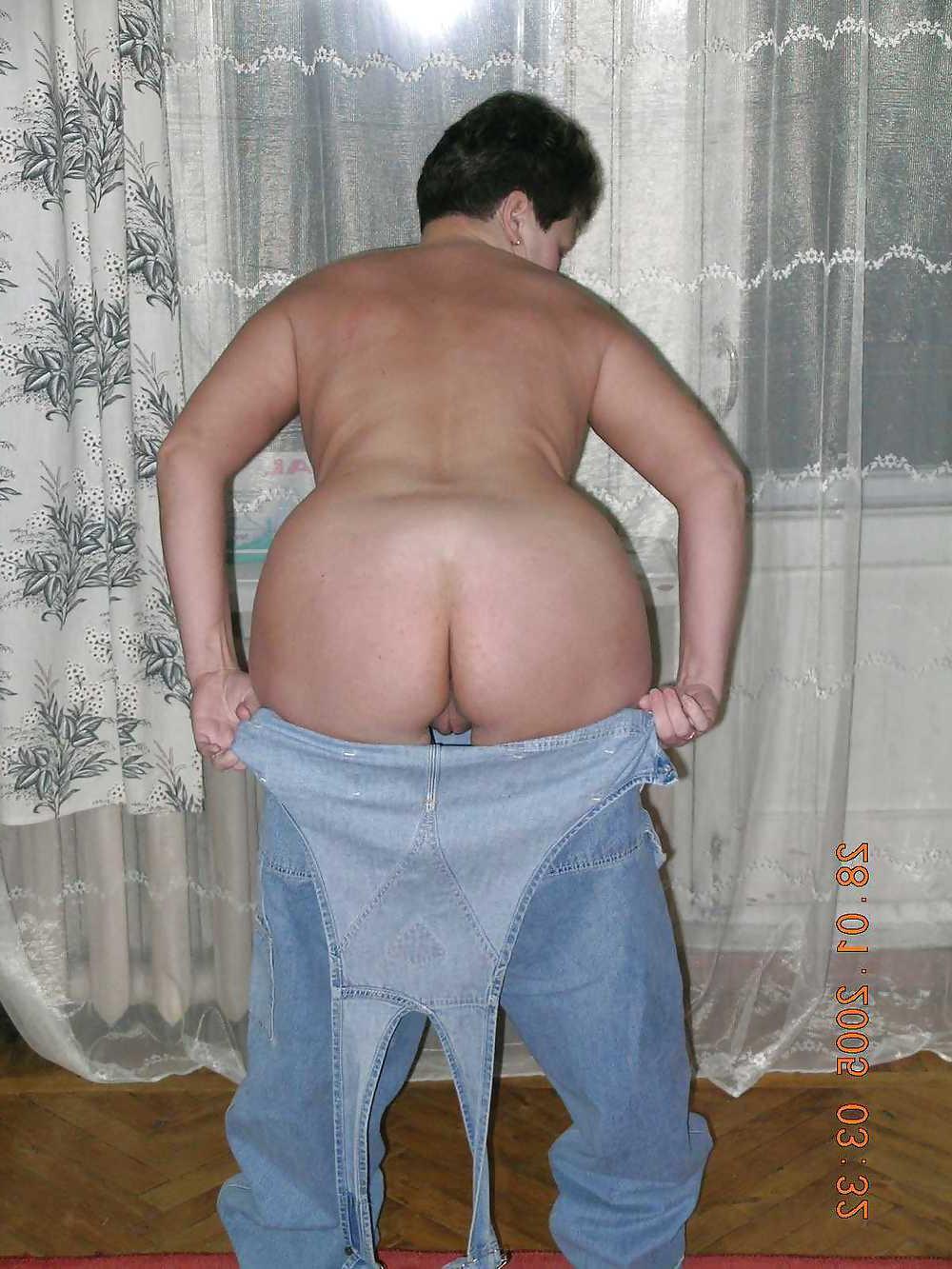 25P The wife with the lover