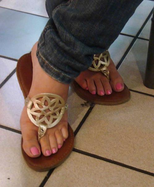 25P Feet shoes heels toes