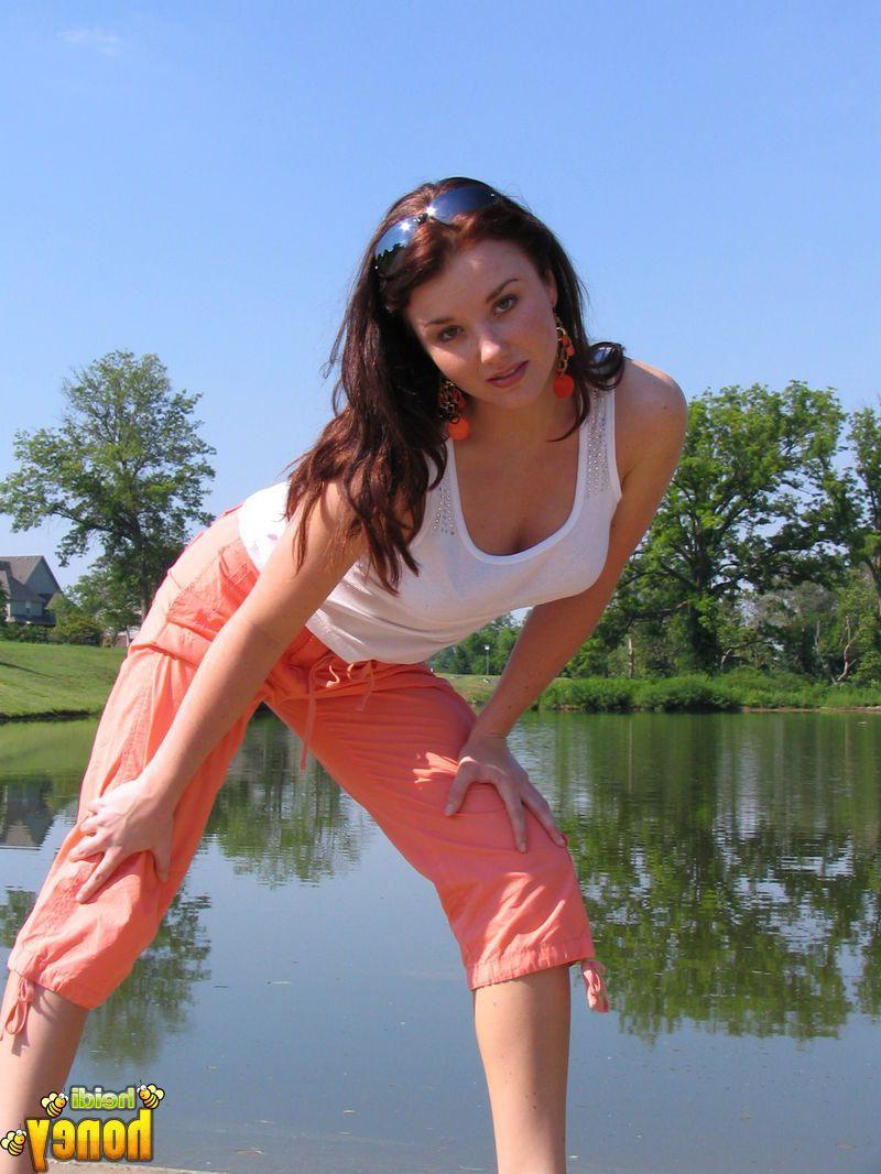 20P Pictures of Heidi showing how fucking cute she is
