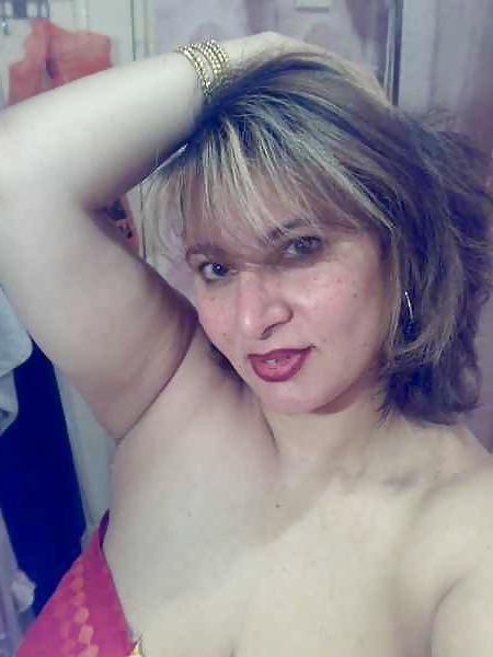 17P Chubby & sexy Arab teacher 