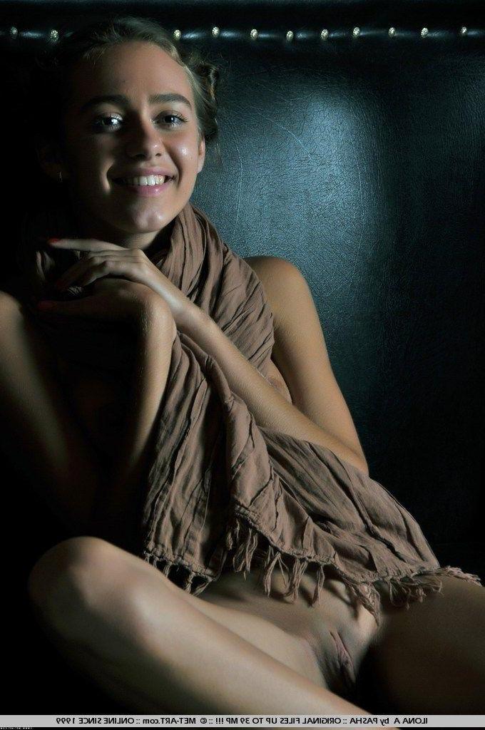 18P Pictures of Ilona A totally nude just for you