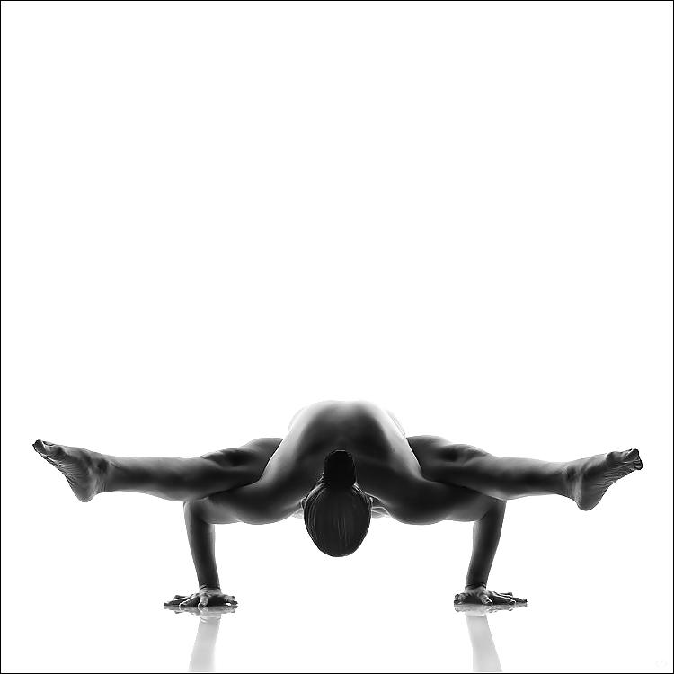 22P Erotic Nude Art 4