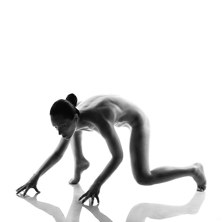 22P Erotic Nude Art 4