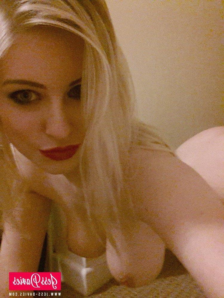 12P Jess Davies strips naked from her cute top and tights