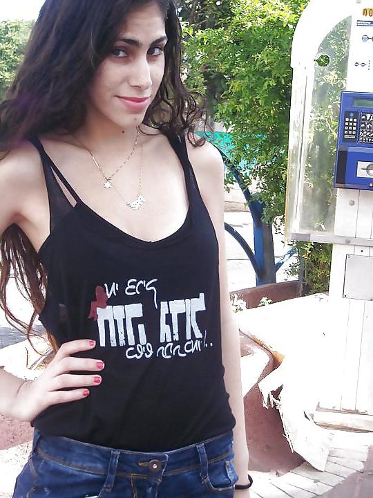 25P Cute ISRAELI Chikz