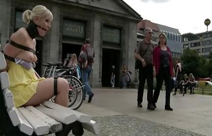 20P Slaves girls in public