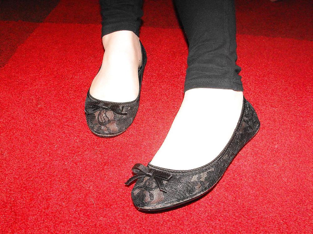 25P Em natural tights flats & leggings worn all day 