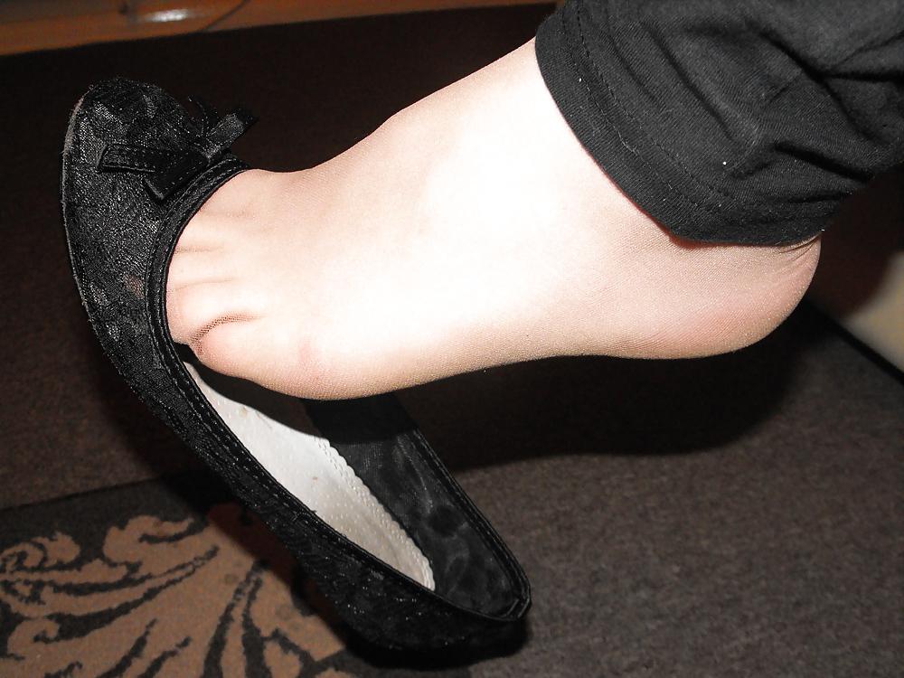 25P Em natural tights flats & leggings worn all day 