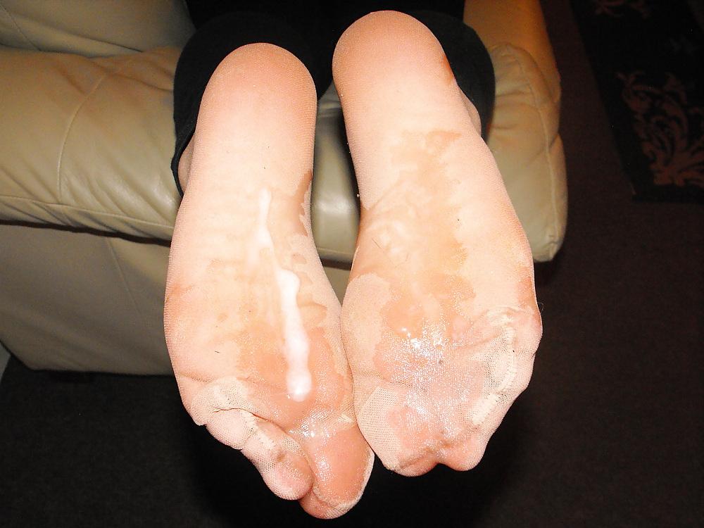 25P Em natural tights flats & leggings worn all day 