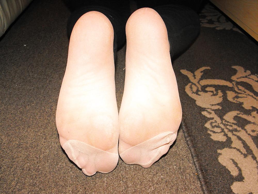 25P Em natural tights flats & leggings worn all day 