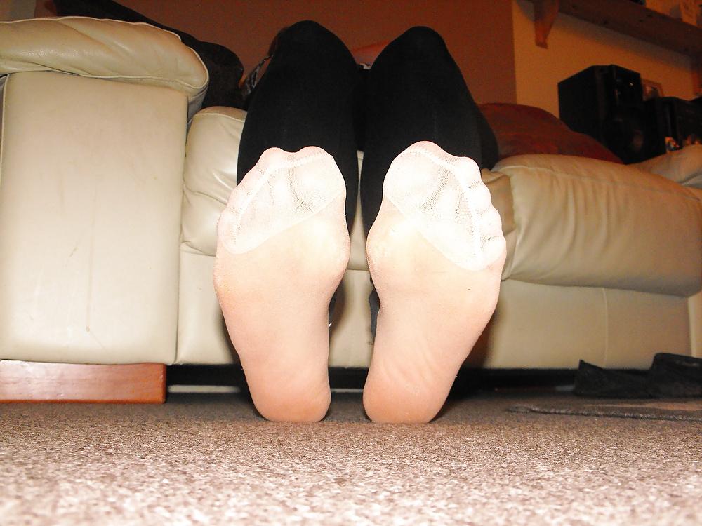 25P Em natural tights flats & leggings worn all day 