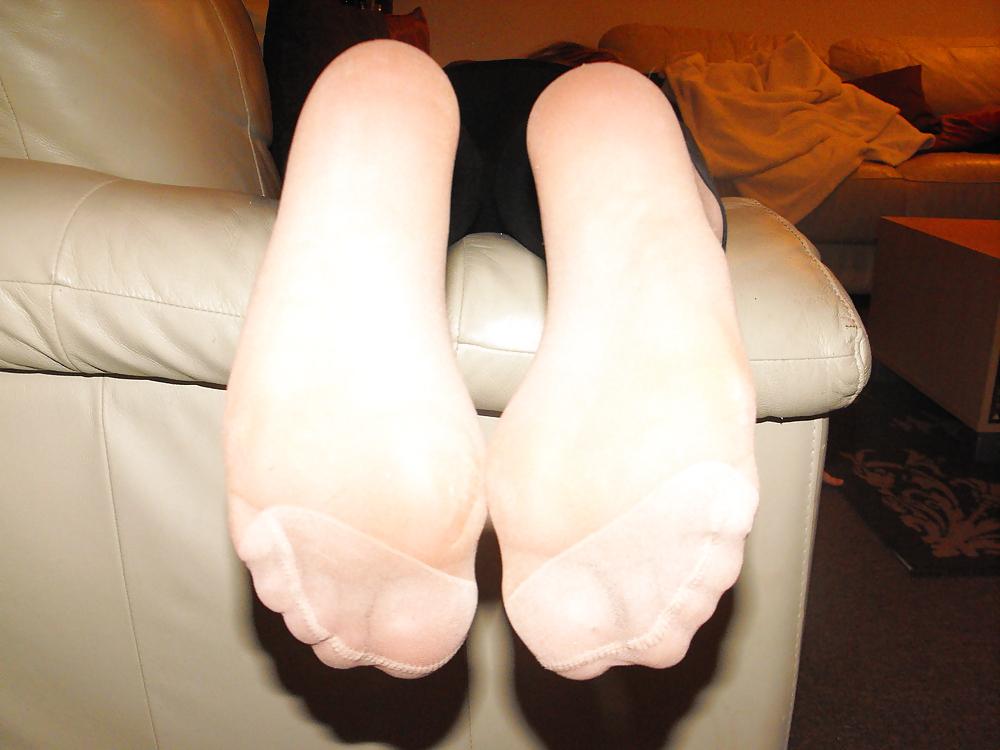 25P Em natural tights flats & leggings worn all day 