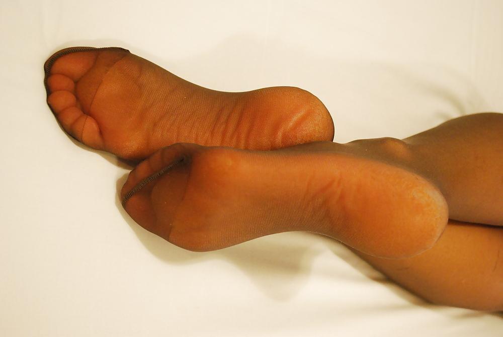 7P Nylon Feet