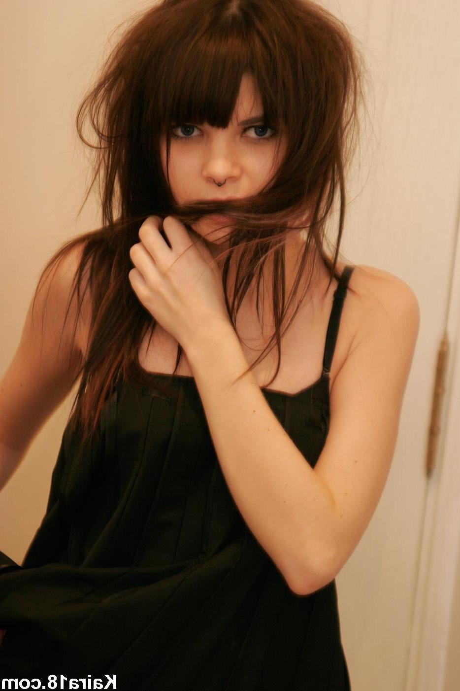 15P Pictures of Kaira 18 smoking a cigarette with no clothes on
