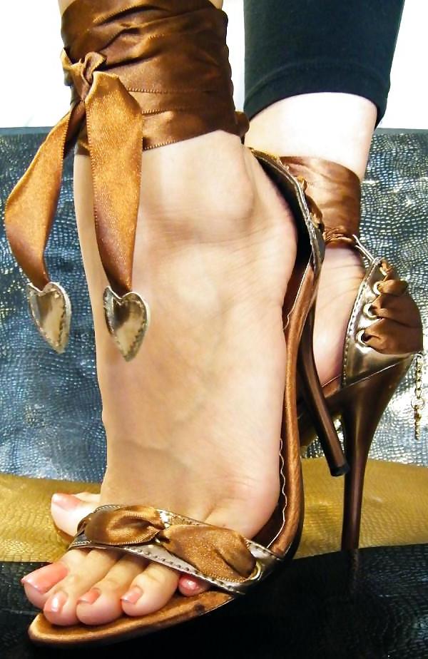25P Indian and paki feet heels sandals. FB and web pics