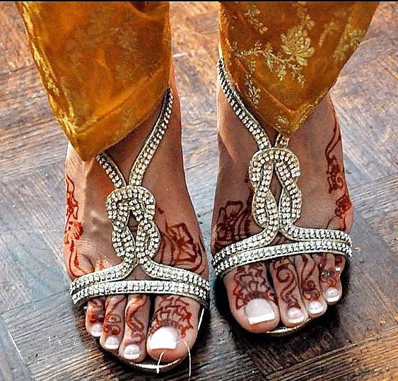 25P Indian and paki feet heels sandals. FB and web pics