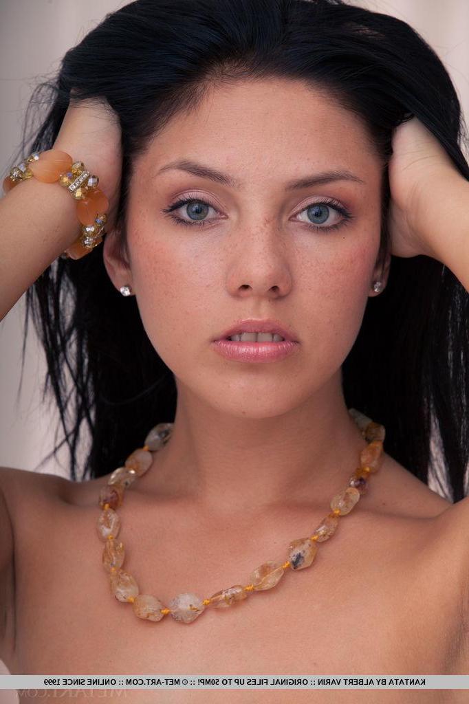 18P Beautiful girl Kantata shows off her nude body in "Eutene"