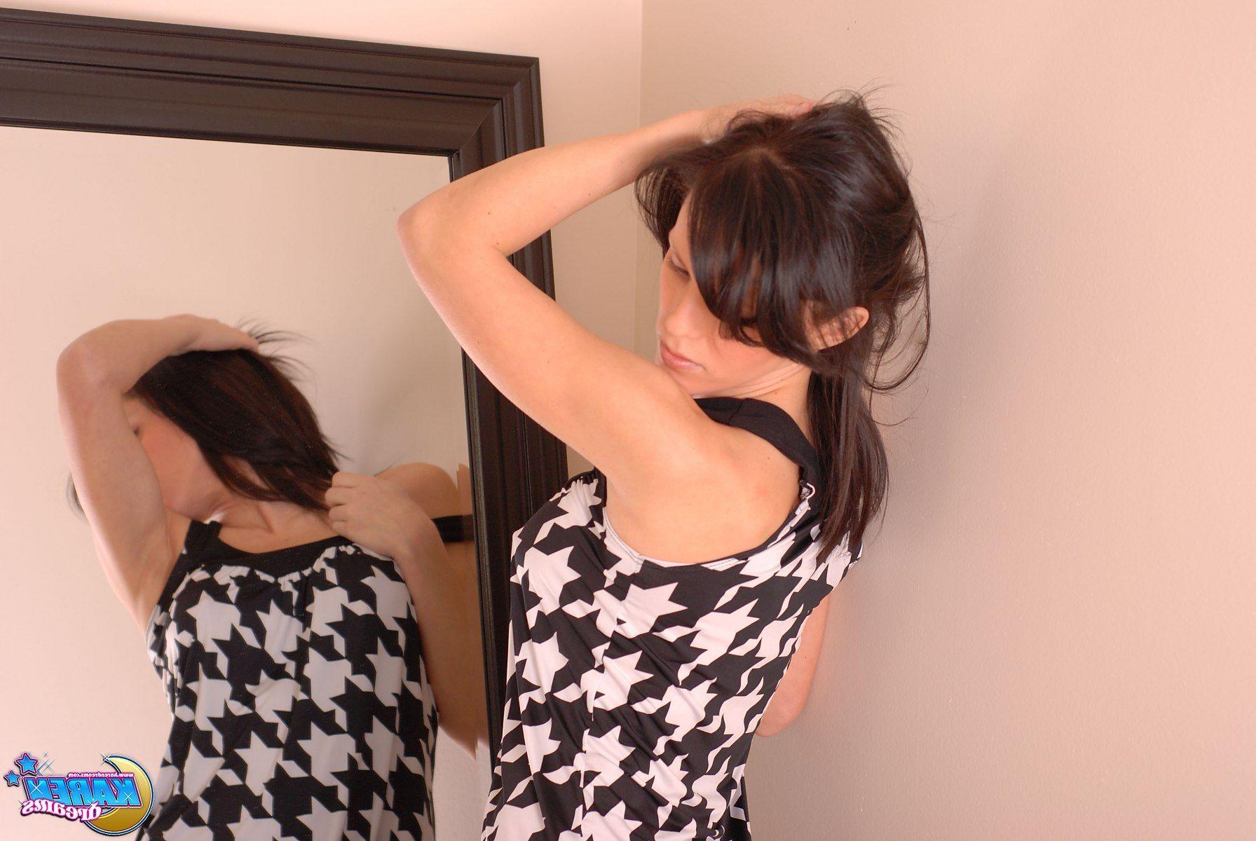 20P Pictures of Karen Dreams showing you her boobs