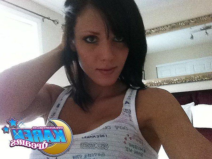 20P Pictures of teen nympho Karen Dreams getting kinky with the camera