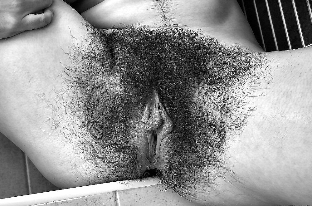 10P EDEN NUDE ART