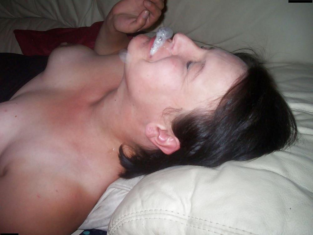 25P BRITISH CHUBBY SLUTS LOVES CUM IN HER FACE