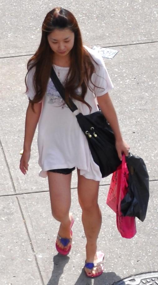 5P Harlem Girls in the Heat 369 New York - Chinese Korean Babe