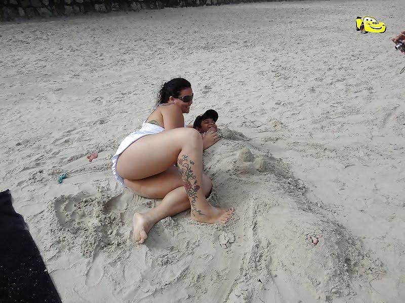 12P Chubby tatooed slut in bikini