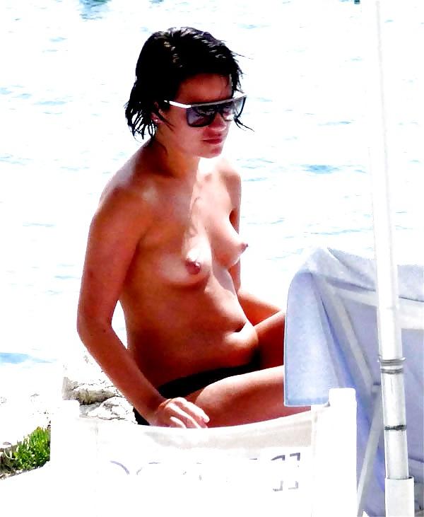 25P Lily Allen Topless & Ass Photos