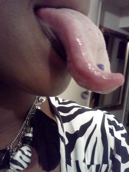 8P Imagine what her tongue can do