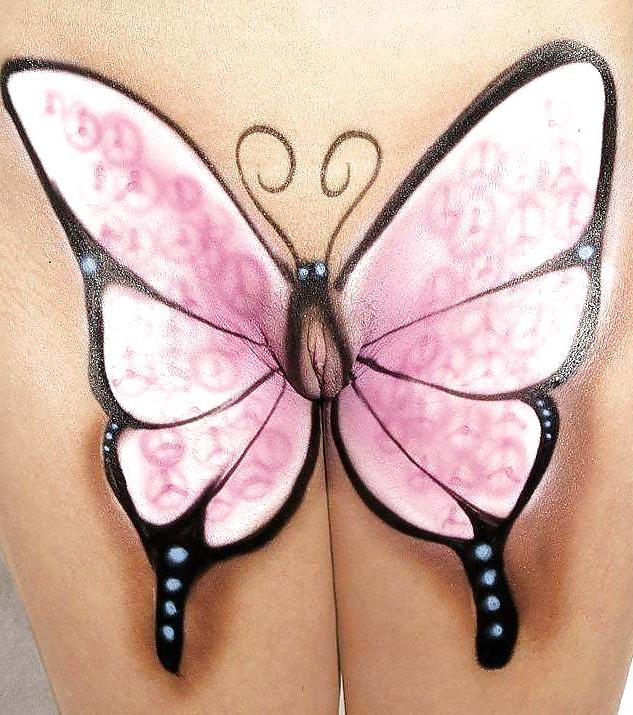 24P 4U42  A BIT OF ART