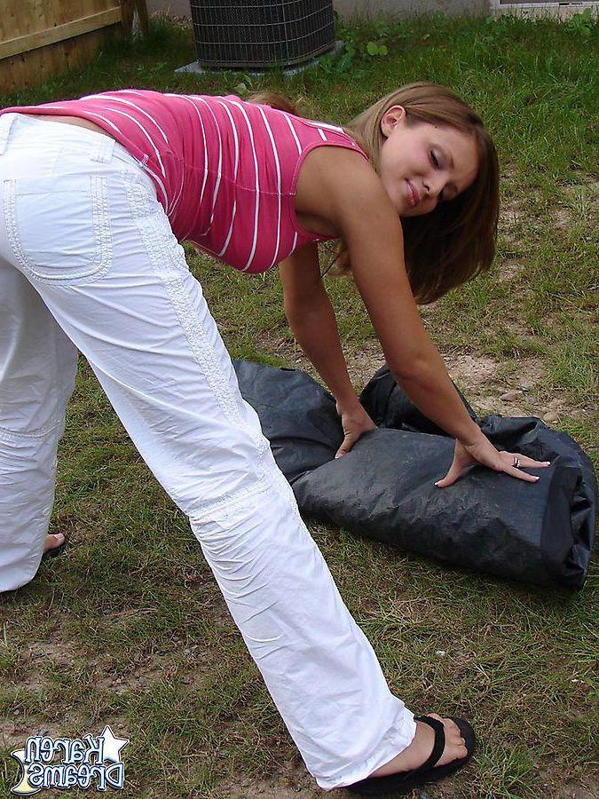 20P Pictures of Karen Dreams pitching your tent