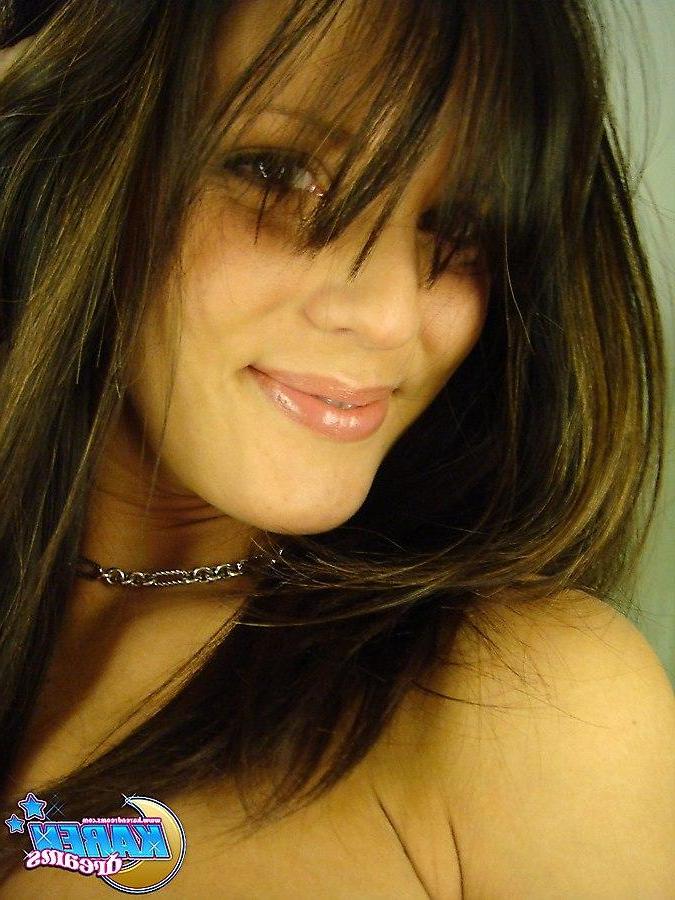 20P Pictures of Karen Dreams taking hot pictures of herself