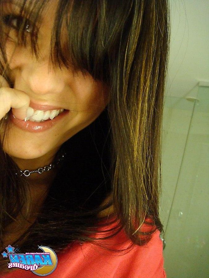 20P Pictures of Karen Dreams taking hot pictures of herself