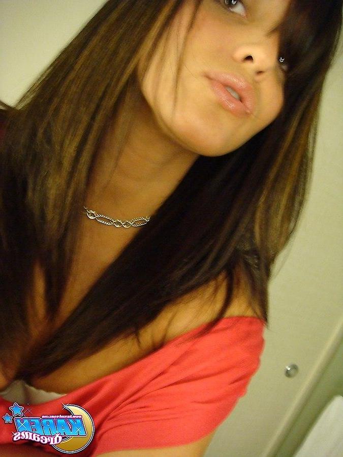 20P Pictures of Karen Dreams taking hot pictures of herself