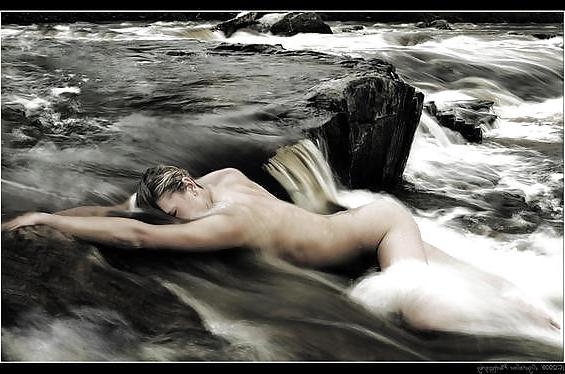 25P Artistic Nude Photography That I like