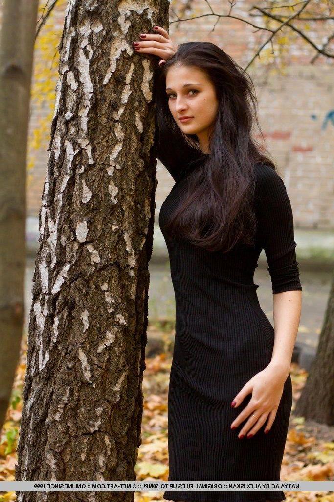 18P Pictures of Katya AC giving you her beautiful pussy