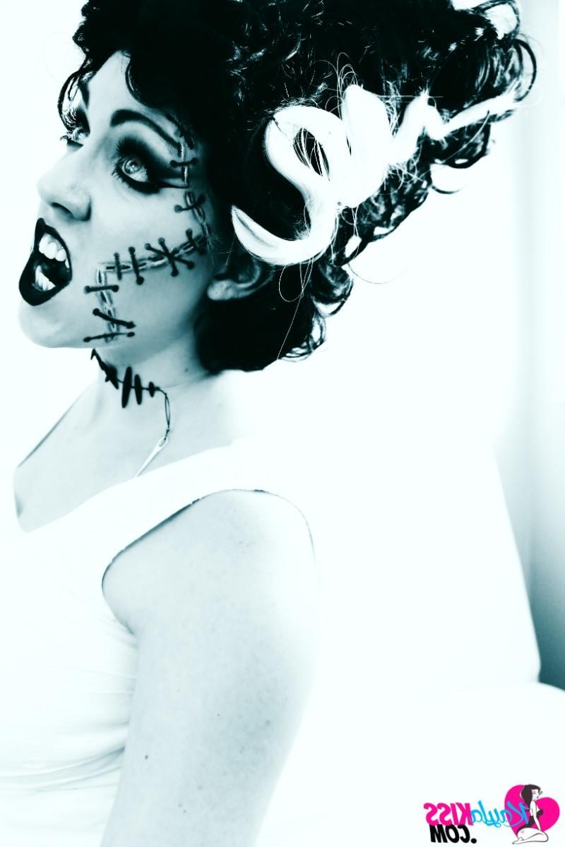 12P Kayla Recreates a Classic look as the Bride of Frankenstein!