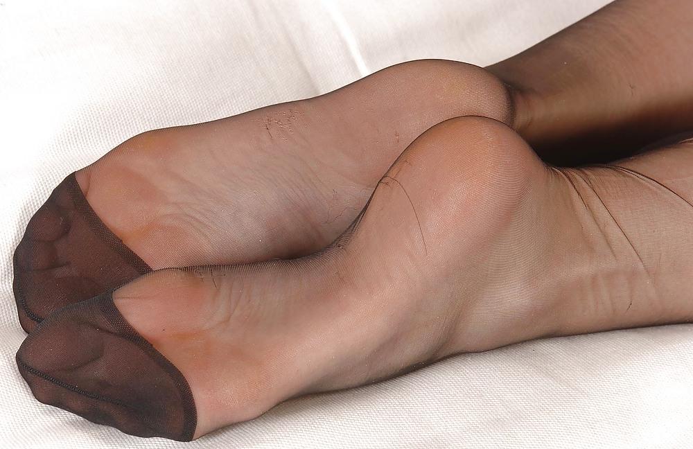 21P Feet maesha lord
