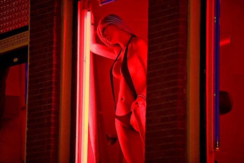18P Real prostitutes