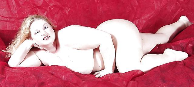 17P Chunky Blonde BBW